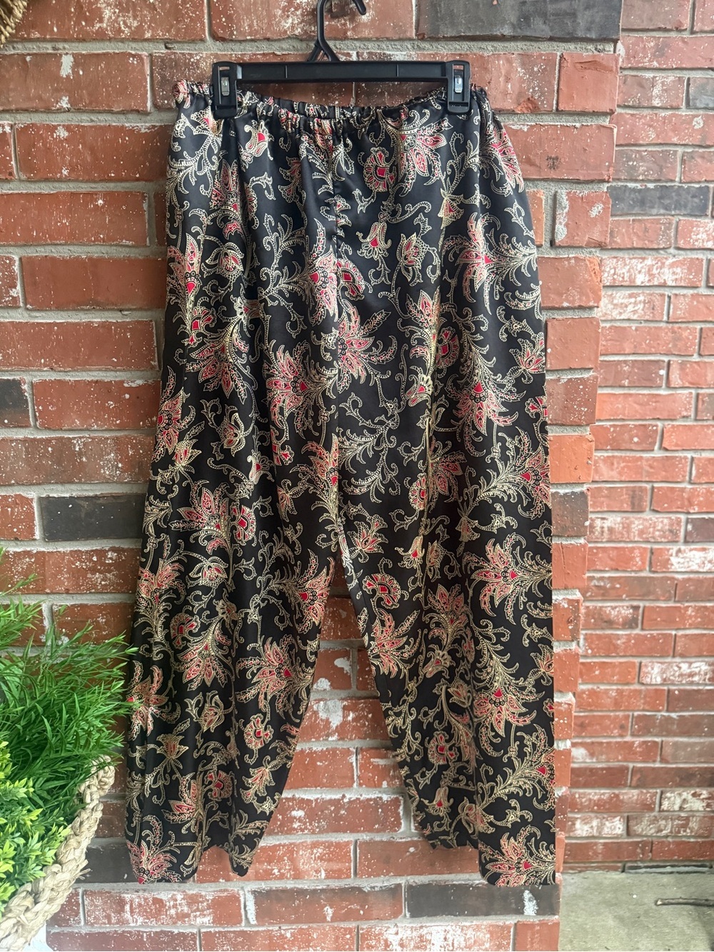 Silky Patterned Wide Leg Elastic Waste Pants